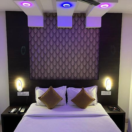 The Porch Inn Hotel/Service Apartments Bangalore Dış mekan fotoğraf