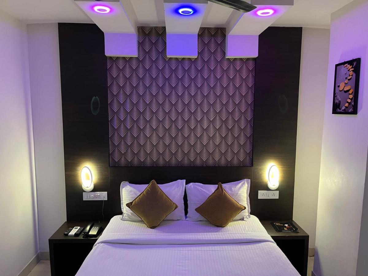 The Porch Inn Hotel/Service Apartments Bangalore Dış mekan fotoğraf